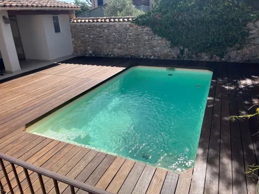 Rénovation de terrasse en bois à Saint-Maximin-la-Sainte-Baume, Saint-Maximin-la-Sainte-Baume, Peinture Gameiro